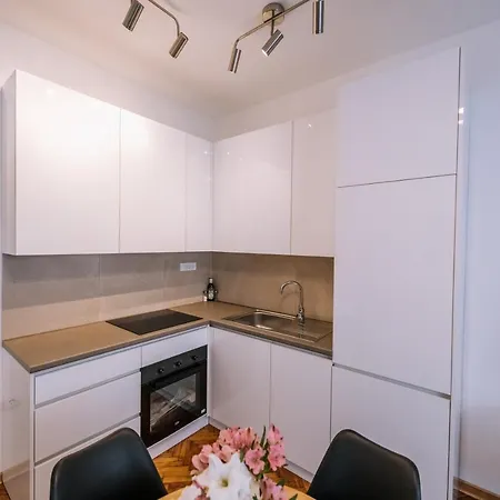 Marshal Doctor Apartment Belgrade