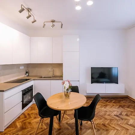 Marshal Doctor Apartment *